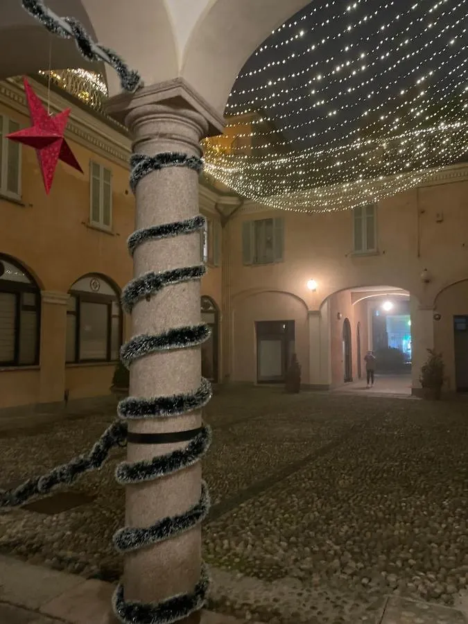La Corte Barnaba Busto Arsizio 0*,  Italia