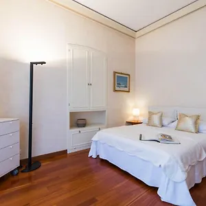 Eugenia - Luxury Flat With Parking Space Bordighera